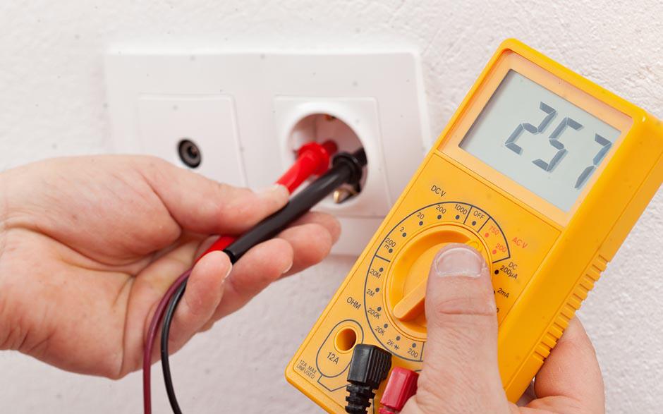 travail électricien Évry